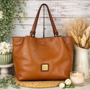 Dooney &‎ Bourke Grain Flynn Tote Bag Brown Tan Pebbled leather Shoulder Fall